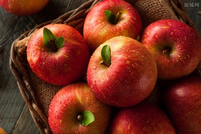 现在苹果多少钱一斤(8块一斤的苹果贵吗)